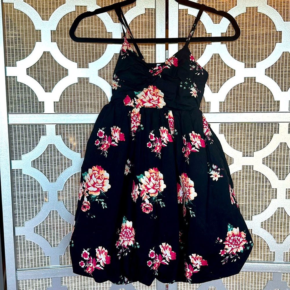 rue21 Discontinued junior black floral dress size XXS